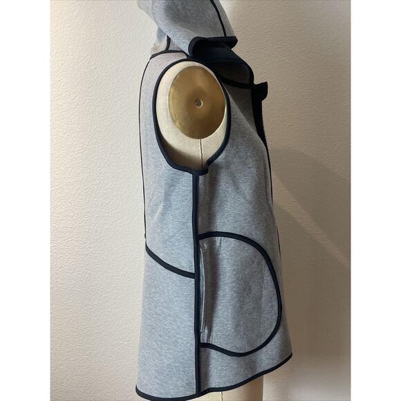 Lululemon Athletica Jackets & Coats Lululemon Insculpt Reversible Vest, size 4 - Picture 4 of 6